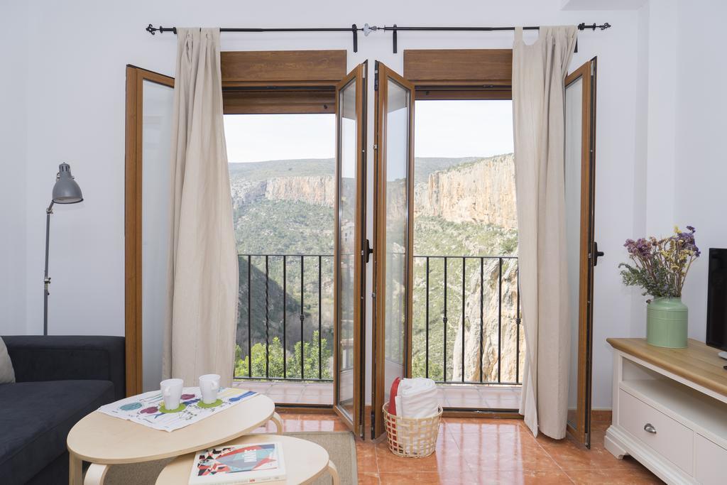 Miralrio Chulilla Apartment Exterior photo